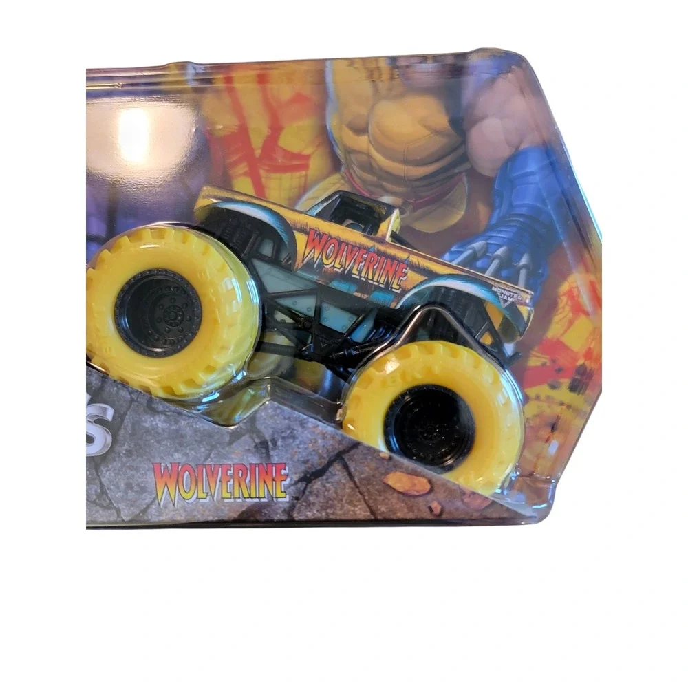 Monster Jam Marvel Wolverine vs The Sentinels 1:64 NEW Die-Cast 2-Pack Truck